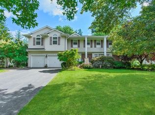 317 Willow Way, Clark, NJ