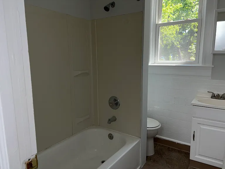 2X S Tremont Rd — Photo 13