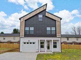 1922 E Calhoun St, Anderson, SC 29621