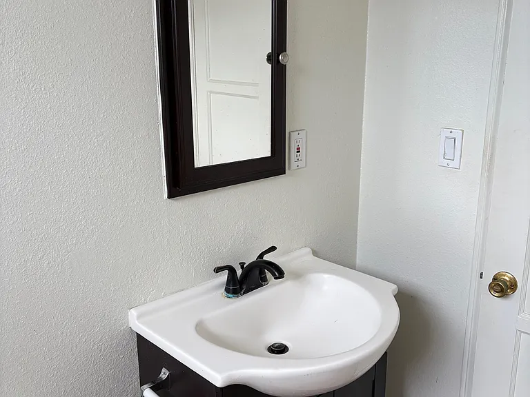3357 Oakhurst Ave #1 — Photo 9