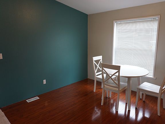 3rd image of 5900 NE 131st Ave Unit 27