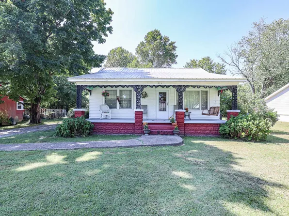953 Smith Ave, Paducah, KY 42003