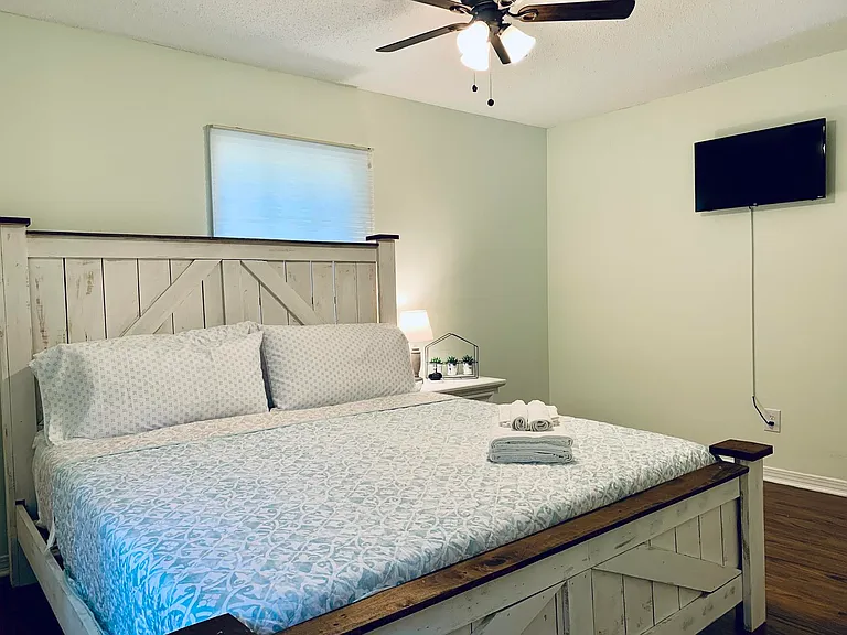 2484 Royal Carriage Dr #- — Photo 12