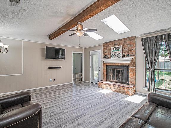 4th image of 5649 Macaskill Dr