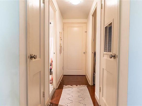 3rd image of 1205 Saint Charles Ave APT 404