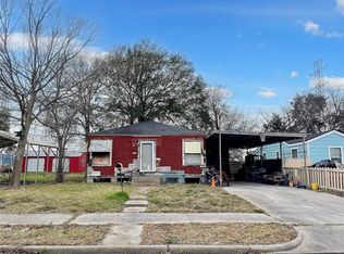 121 N Blackwell St, Pasadena, TX 77506