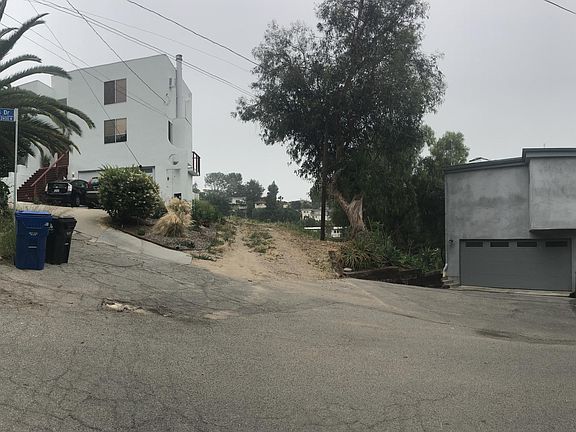 2nd image of 3744 Parrish Ave