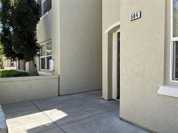 4th image of 1800 E Lakeshore Dr Unit 504