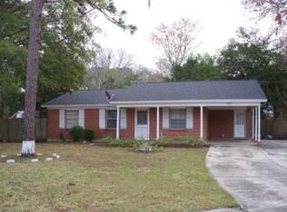 5805 Buckley Dr, Jacksonville, FL 32244