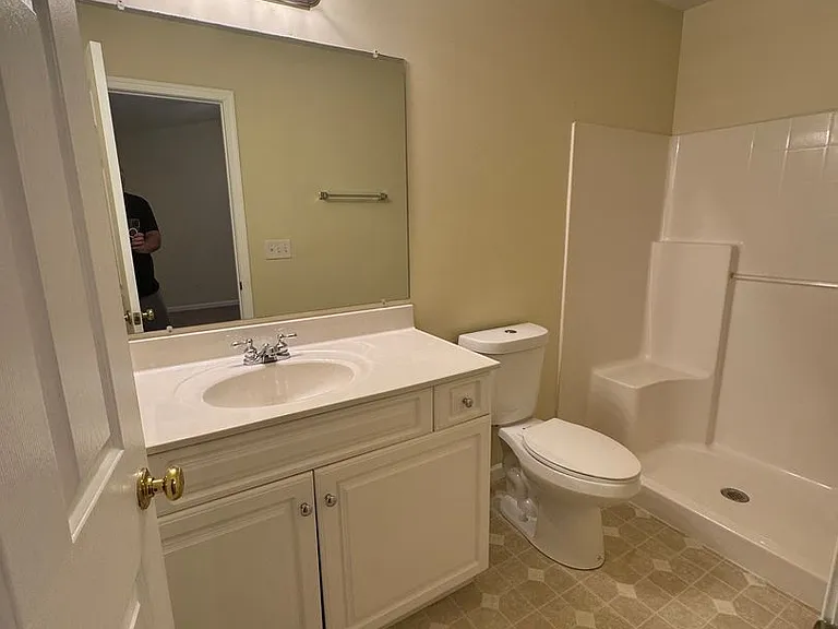 3046 Crystal Spring Ln — Photo 12