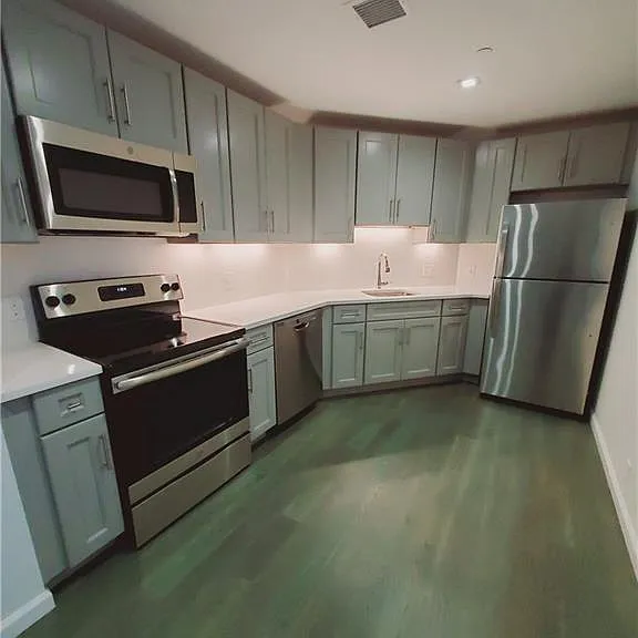 36 Atlantic St — Photo 1