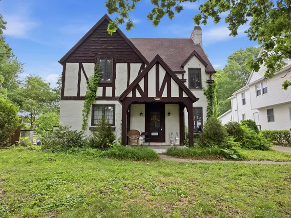 1615 N Vermilion St, Danville, IL 61832