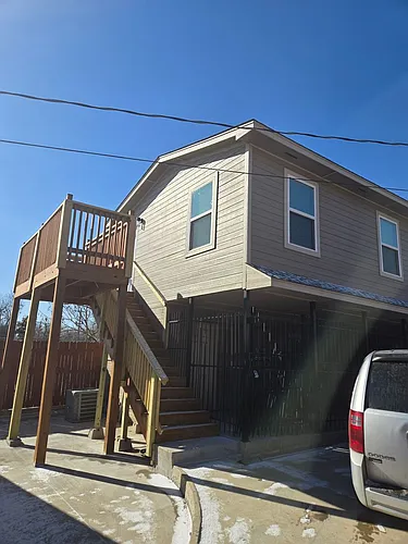 3913 S Harvey Ave #2 Photo 1