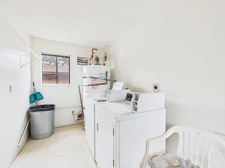 411 Park Way — Photo 24