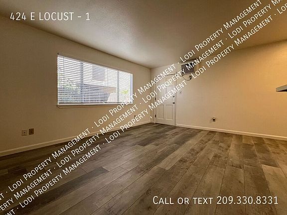 4th image of 424 E Locust St APT 1