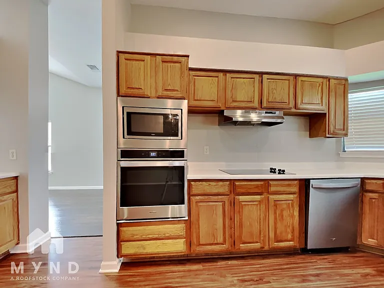 3403 Shallow Grv — Photo 3