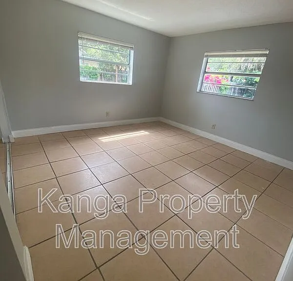 4329 Cocoanut Rd — Photo 18