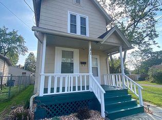 31 N Cedar Ave, Niles, OH 44446