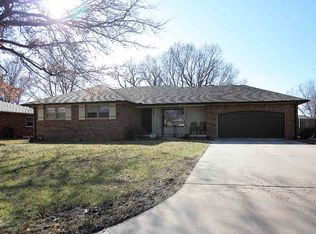 1389 N Valleyview St, Wichita, KS 67212