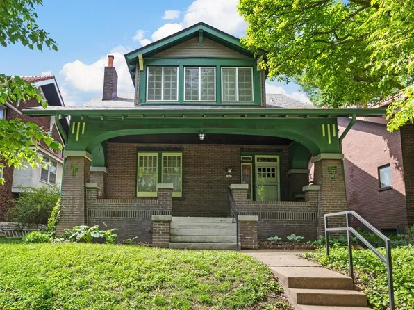 4042 Magnolia Pl, Saint Louis, MO 63110