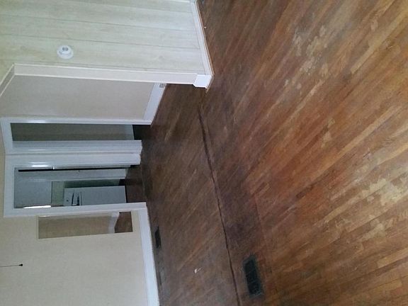 2nd image of 1663 Hopkins Ave