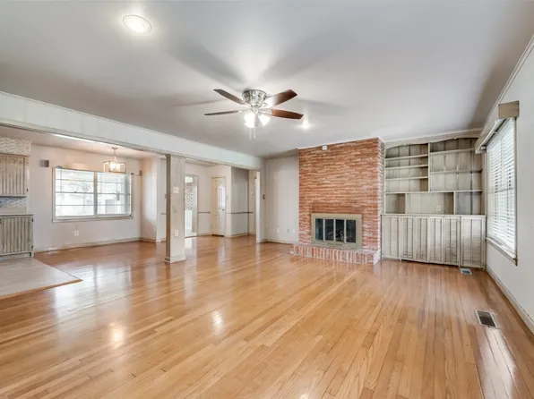 1915 W 3rd Ave, Corsicana, TX 75110