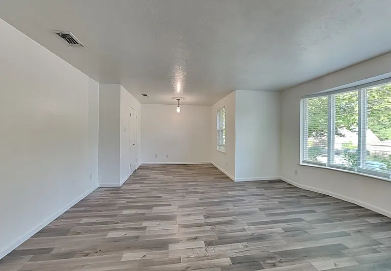 7624 Oak Garden Trl — Photo 8