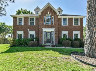 802 Knotty Elmwood Trl, Houston, TX 77062