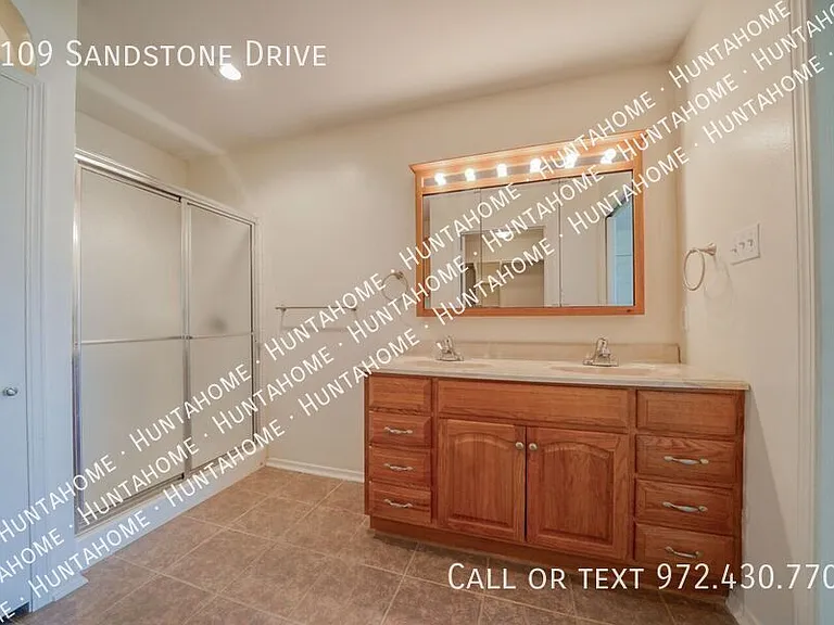 2109 Sandstone Dr — Photo 9