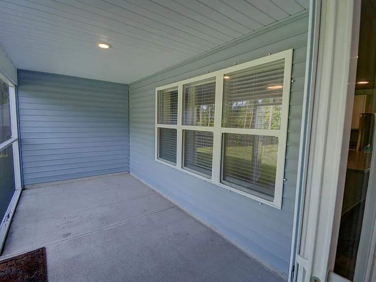 13 Evian Ct — Photo 27