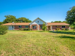 105 Flowing Wells Rd, Pottsboro, TX 75076