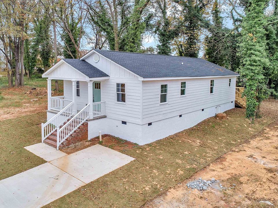 1st image of 205 Maloy St