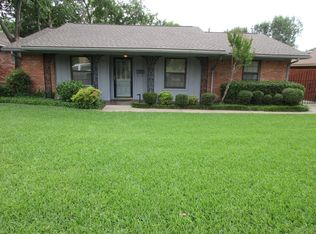 1117 S Delaware St, Irving, TX 75060