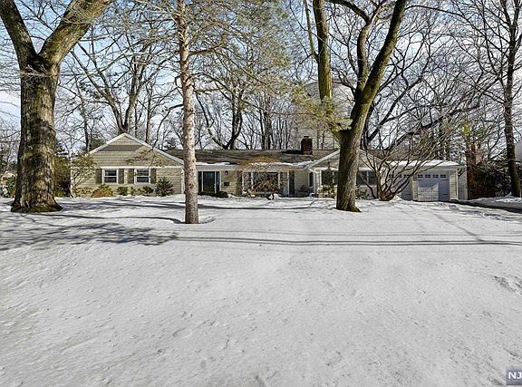 2nd image of 275 Norman Dr