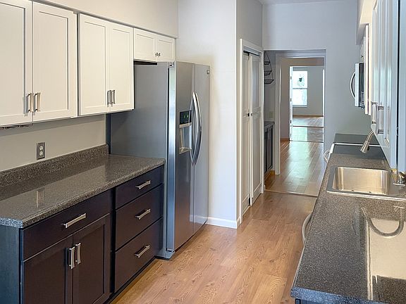 4th image of 5555 Pershing Ave APT 1W