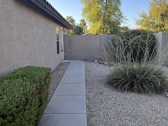 4th image of 43694 W WADE Drive