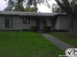118 Wayside Dr, San Antonio, TX 78213