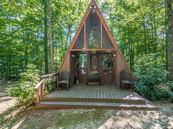 900 Acton Ridge Road, Wakefield, NH 03830