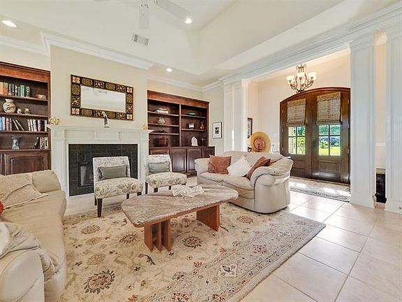 4th image of 81149 Blue Heron Dr