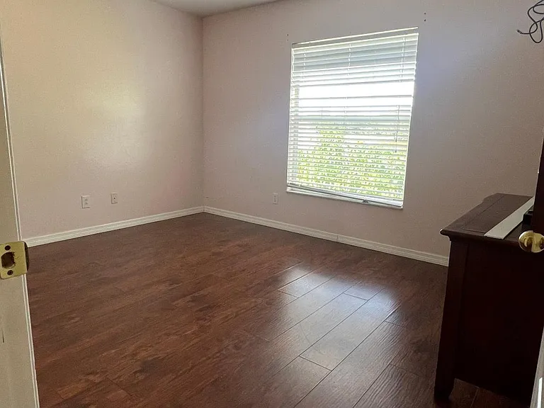 8417 Canterbury Lake Blvd — Photo 18