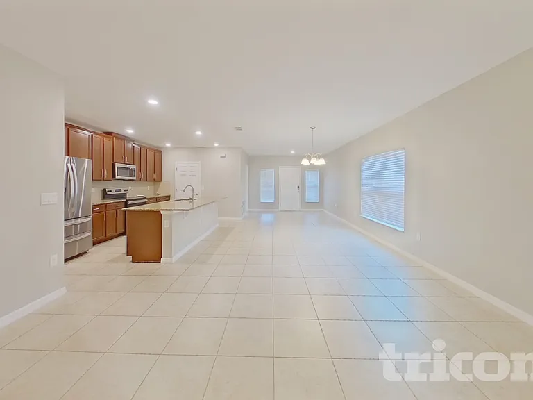 417 Kestrel Dr — Photo 3
