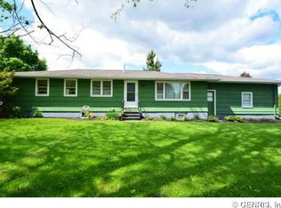 301 Valiant Dr, Rochester, NY 14623