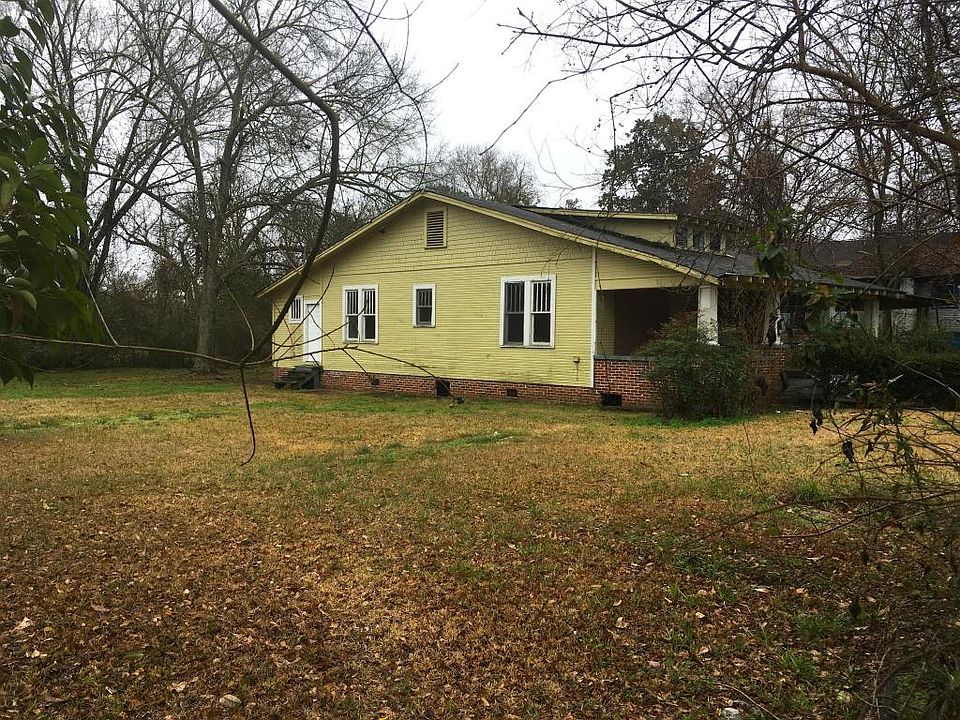 2nd image of 714 Walnut St