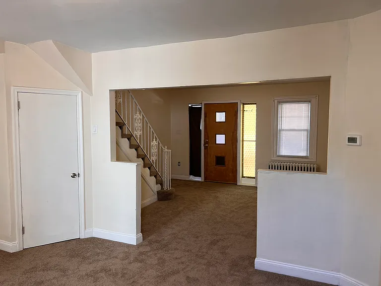 4035 Maywood St — Photo 9