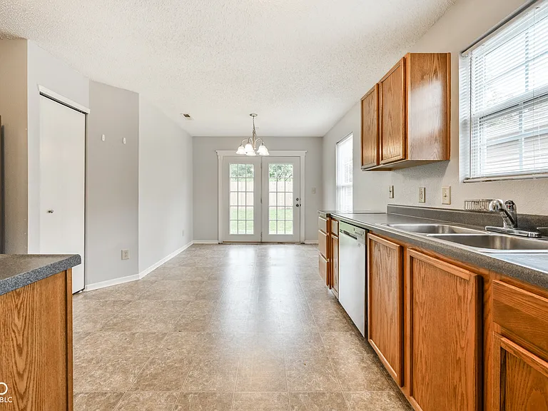 1804 Feather Reed Ln — Photo 20
