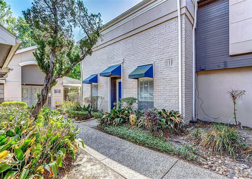 1st image of 8001 Woodway Dr #94