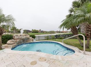 27 Laguna Madre Dr, Laguna Vista, TX 78578