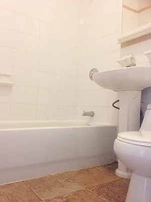 Rented by Bohemia Realty Group | media 42