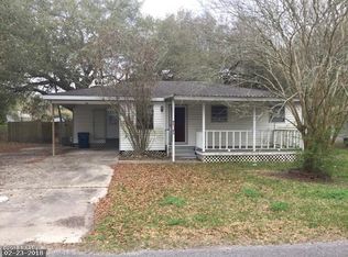 101 John Breaux Dr, Breaux Bridge, LA 70517