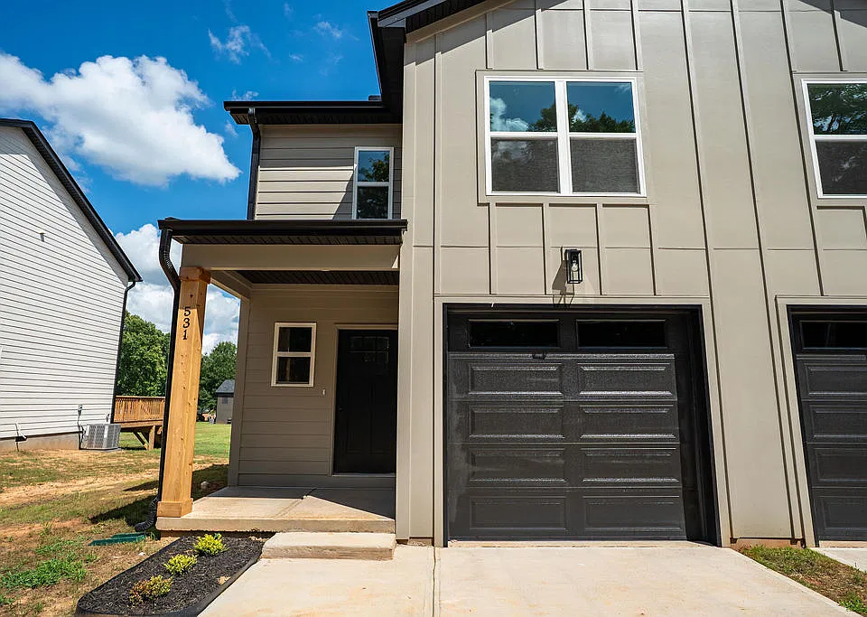 521 S Brady Ave #521